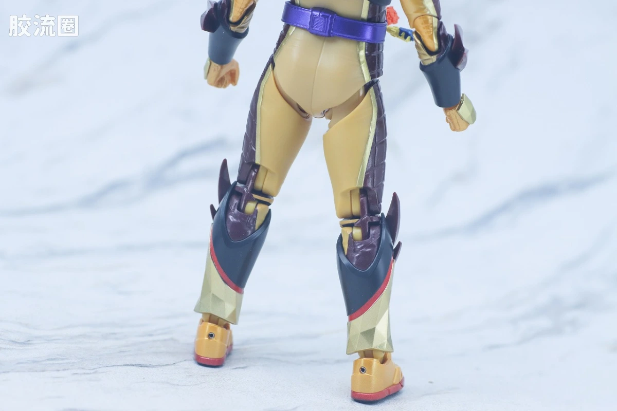 SHF 假面骑士限定版 假面骑士Valen/瓦伦 冰沙特装＆“松脆”效果配件套装 - 图片